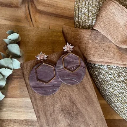 Dusty marbles with rose gold shine