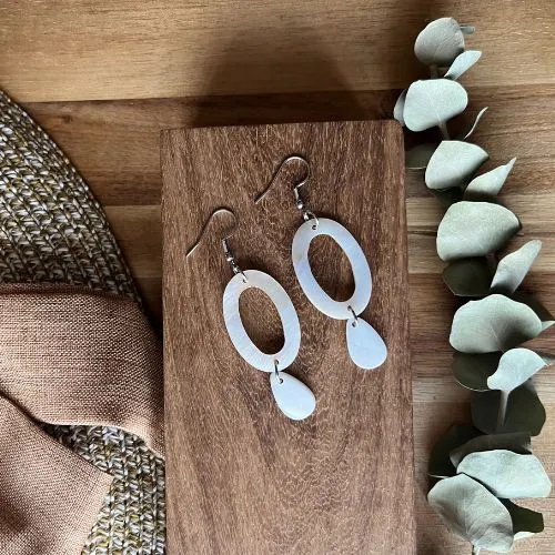 Shell-like Dangle Drops